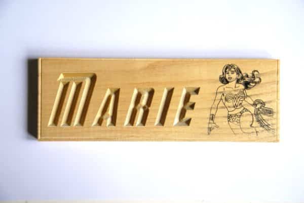 Plaque de porte Wonder Woman personnalisable – Image 2