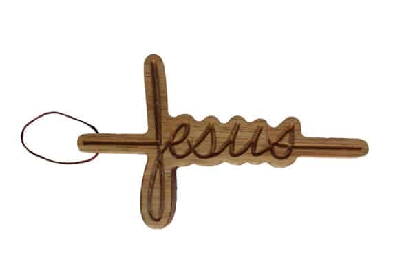 croix en bois avec l'écriture jesus